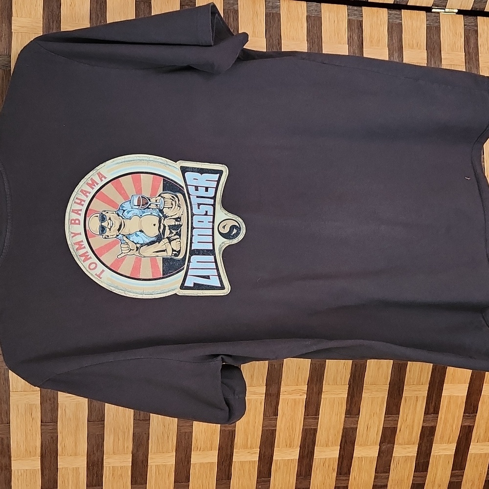 Tommy Bahamalzin Master Graphic Tee